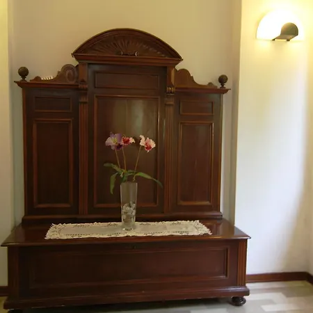 加尔尼野餐酒店