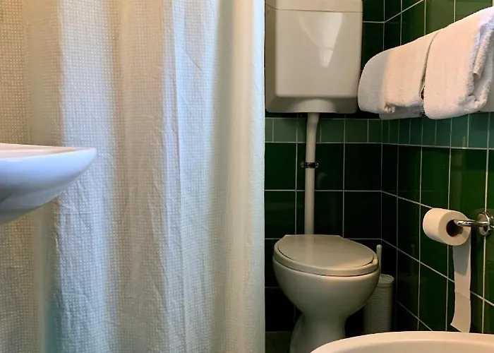 Garni Picnic Hotel *