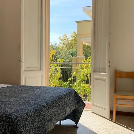 Garni Picnic Hotel *