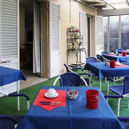 ホテル Garni Picnic *