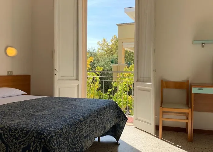 Garni Picnic Hotel *