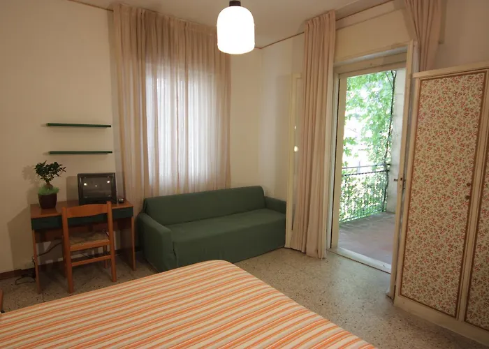 Garni Picnic Hotel *