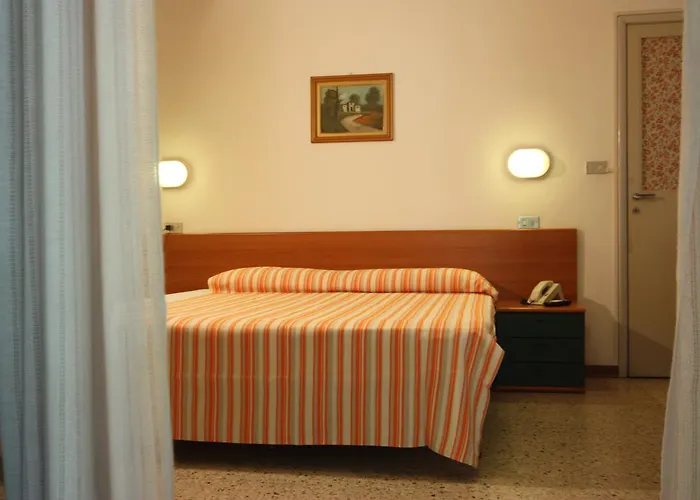 Garni Picnic Hotel *